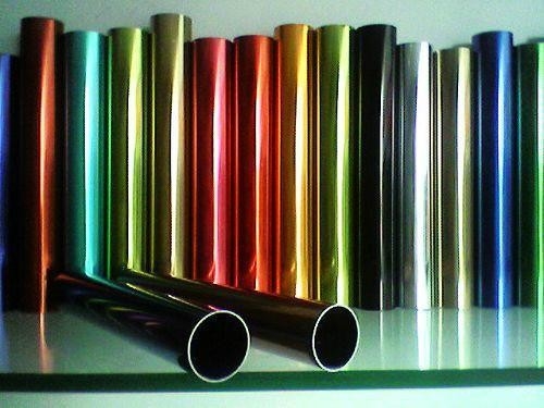 F132 Rode kleurstof Geschikt voor alle soorten aluminium Snelle kleuringssnelheid breed pH-bereik
